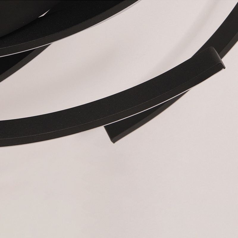 Lámpara empotrada en el techo con sombra de metal, lámpara LED de estilo minimalista montada en el techo