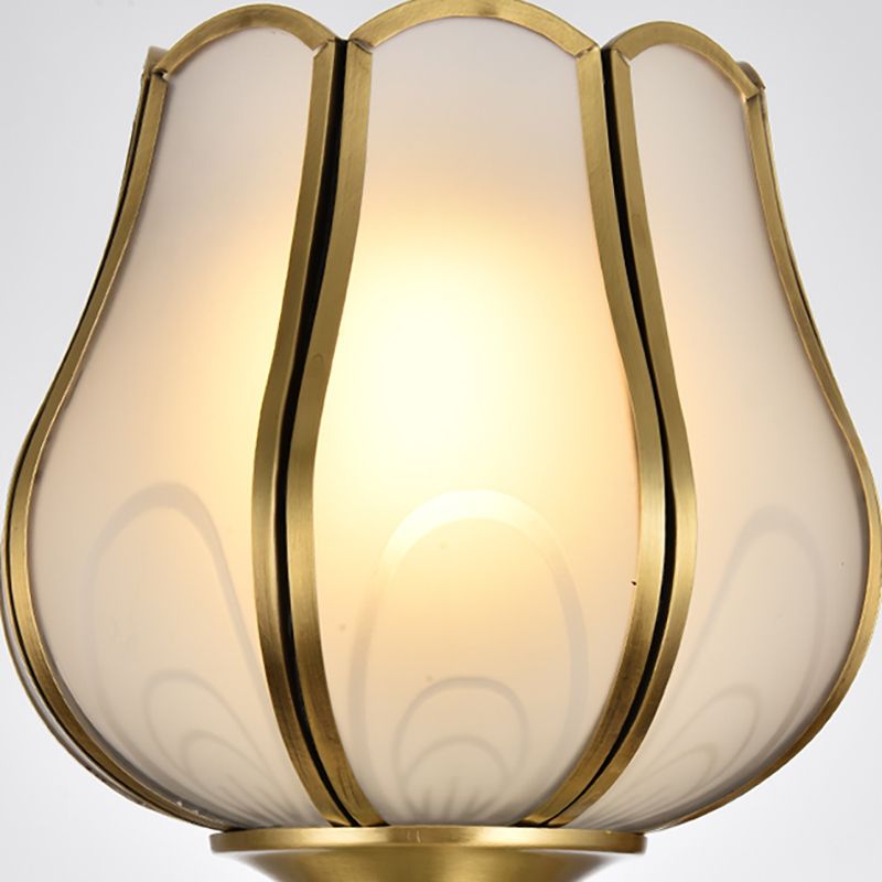 1/2-Head Bloom Wall Light Traditionalism Brass Metal Wall Sconce Lighting for Living Room