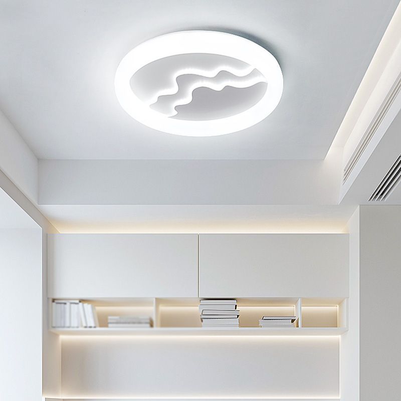 Minimalist LED Flush Mount Acrylic Round Ceiling Flush in White Finish