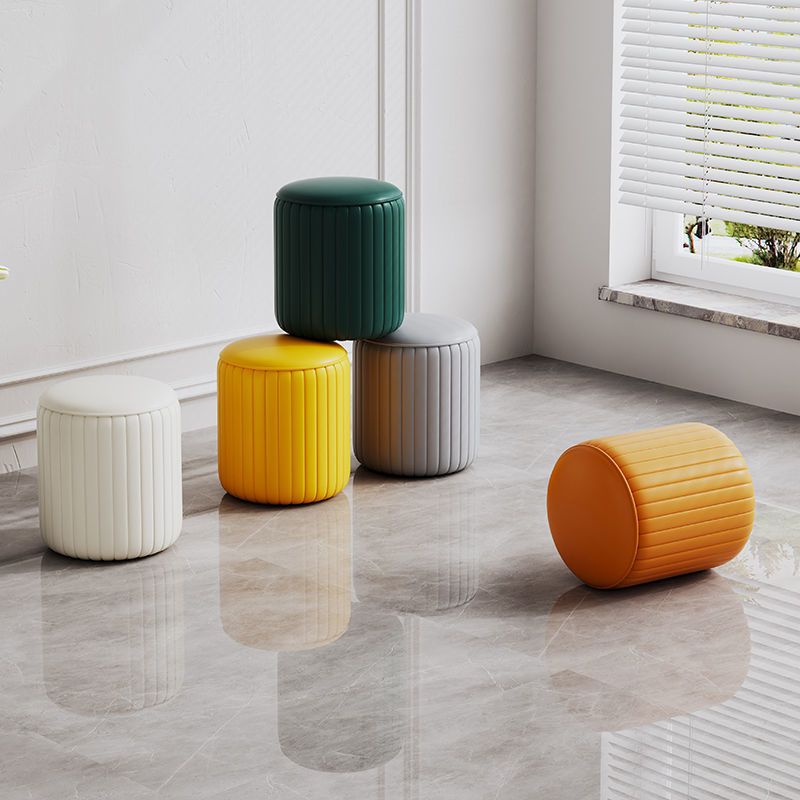 Modern PU Leather Pouf Chair Plain Cylinder Shape Tear Resistant Couch Ottoman