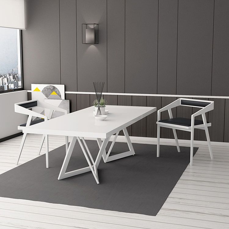 Mesa de comedor rectangular de estilo industrial, mesa fija con tapa blanca y madera maciza