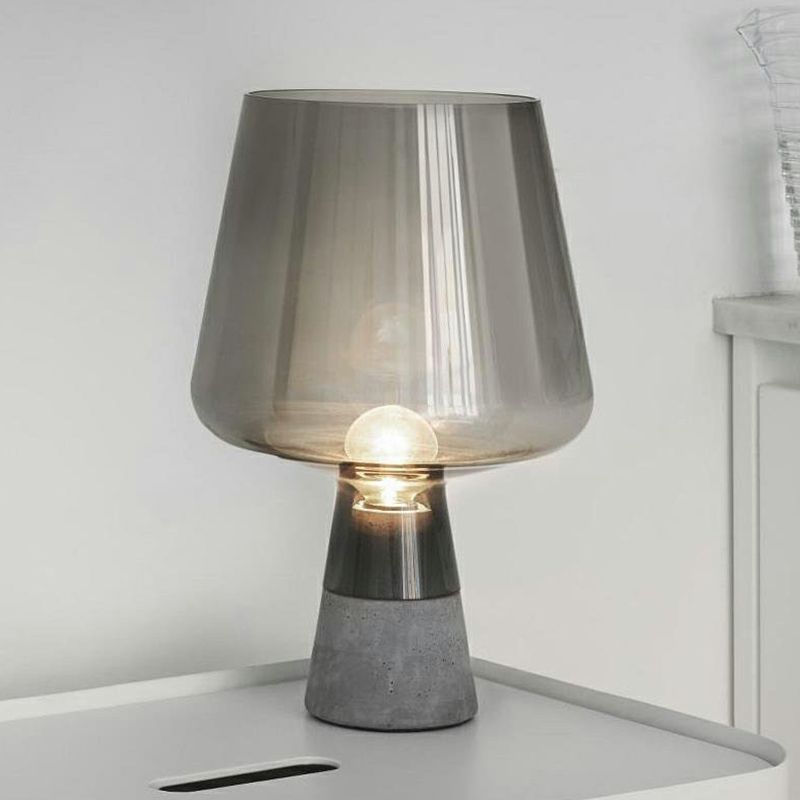 Lampe de nuit en verre en forme de tasse postmoderne 1 table de table de bulbe avec base de ciment pour chambre à coucher