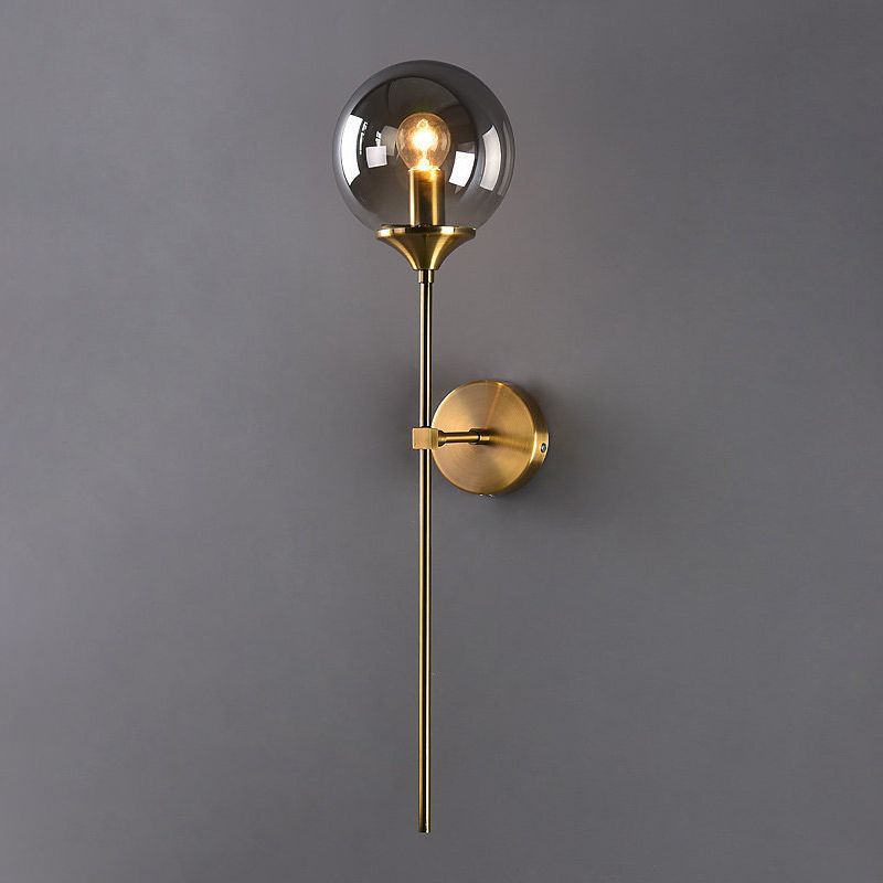 1 luminaire en verre mural clair