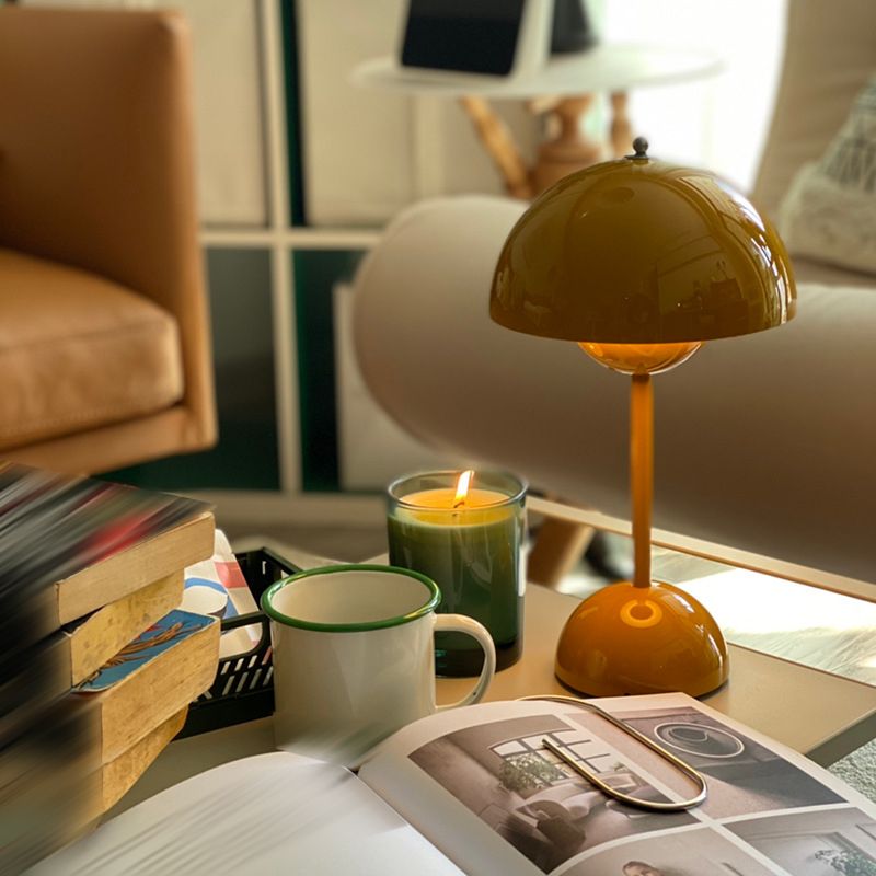 Metal Geometric Night Table Lamps Modern Style 1 Light Table Lamp