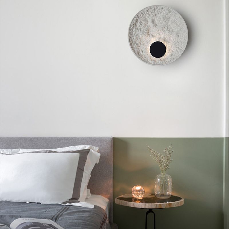 Single Matte White Wall Mounted Sconce LED Round Wall Light for Living Room
