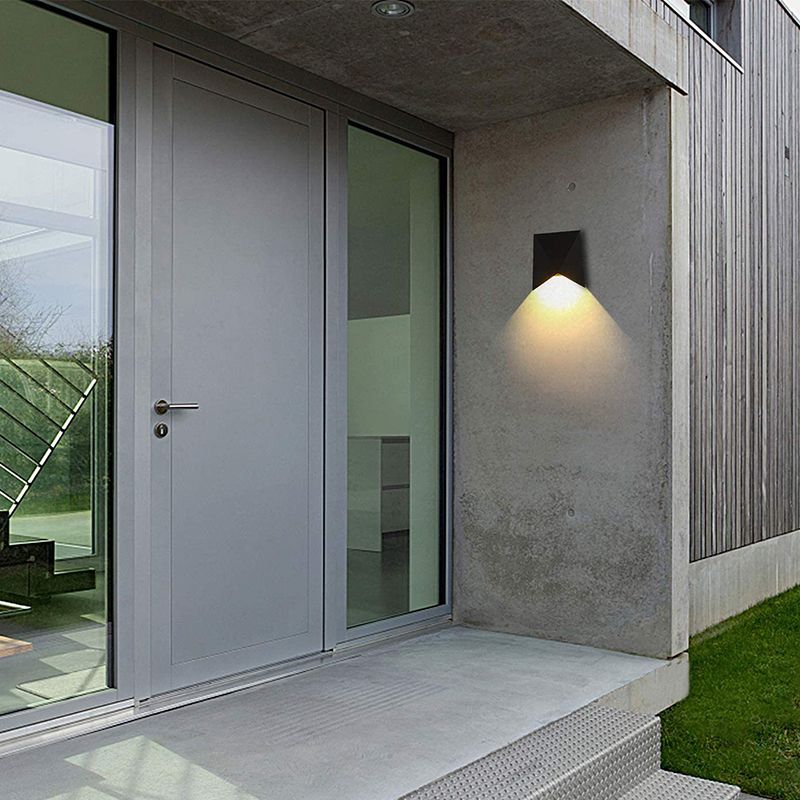 Modern Style Geometry Shade Wall Lamp Metal 1 Light Sconces for Outdoor