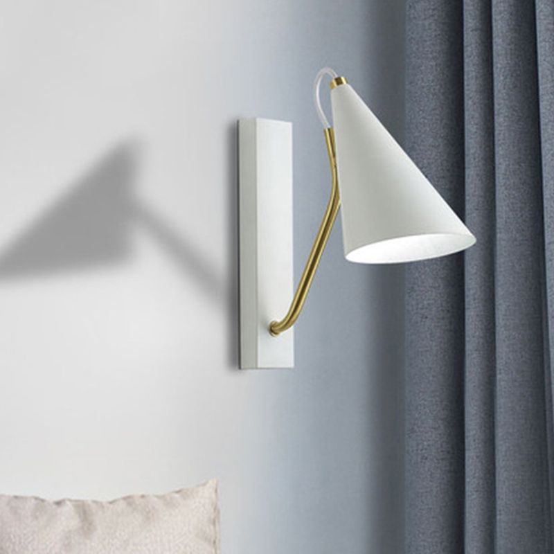 Contemporary Wall Sconce Household Metal Shade Wall Mounted Lamp for Sitting Room