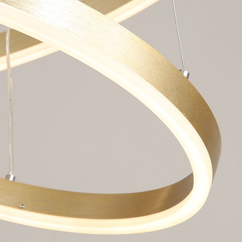 Lampada lampadina a più strati Fissature di illuminazione ad anello moderno con tonalità acrilica bianca