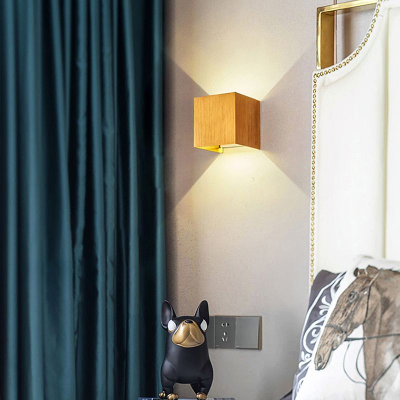 Contemporary Style Square Wall Mounted Light Metal 2 Lights Wall Washer Sconce