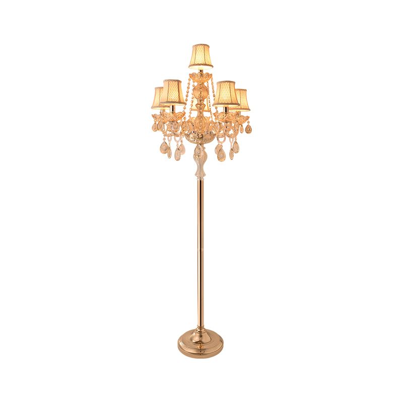Lámpara de lectura de la sala de velas Cristal transparente tradicional 5/6 bulbos dorado luz de pie con sombra blanca