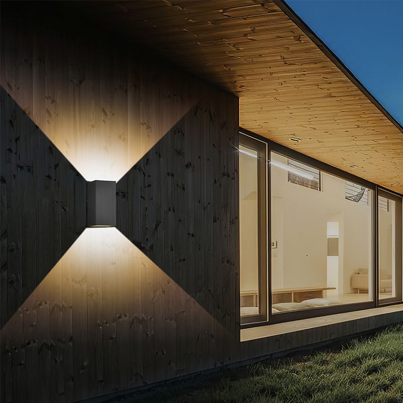 Mur de l'aluminium moderne clair cuboïde 2 lumières Walleur mural en noir pour l'extérieur