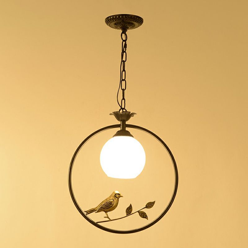 Country Bird and Ring Right Light Lampada a sospensione di metallo singolo con combente di vetro a cupola