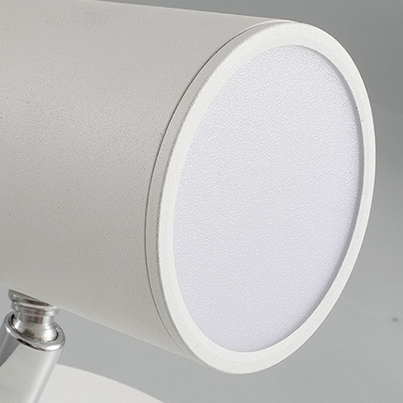 Lampada montata a parete in metallo regolabile per il minimalismo per camera da letto