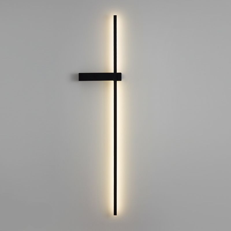 Linear Shape Metal Wall Light Modern Style 1-Light Wall Mount Light in Black