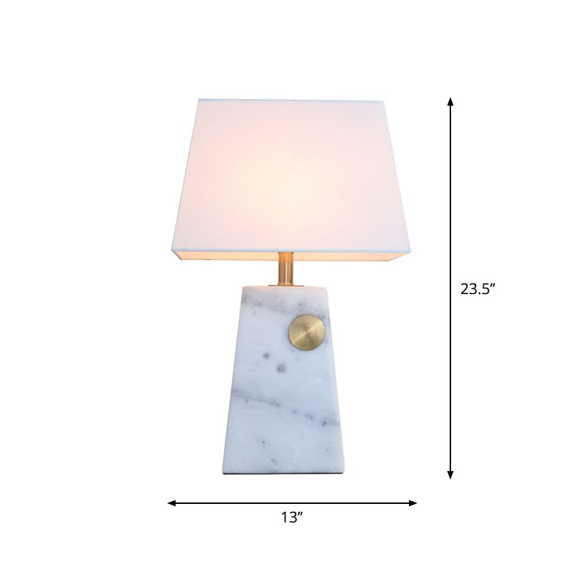 Lámpara de escritorio de mármol de 1 luz moderna con iluminación de mesa de noche trapezoidal blanca con pantalla de tela para mesita de noche