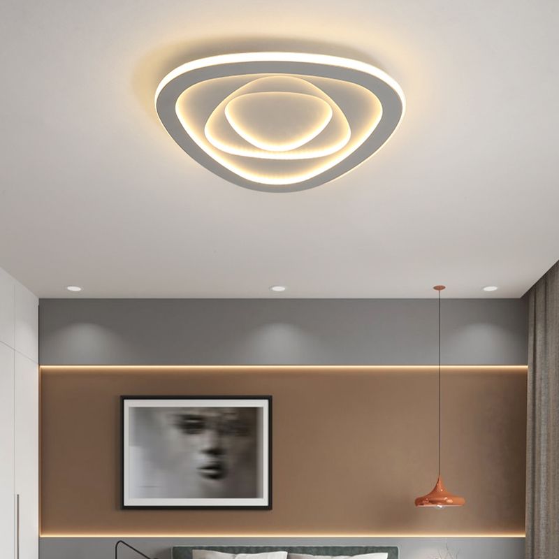 3 - Light Metal LED Flush Mount Light Triangle Modernism Ceiling Flush in White