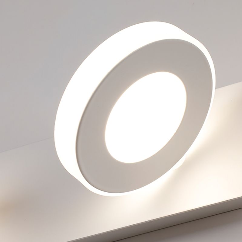 Postmodern Metal Vanity Light White Strip Multi Lights LED Mirror Light for Bathroom