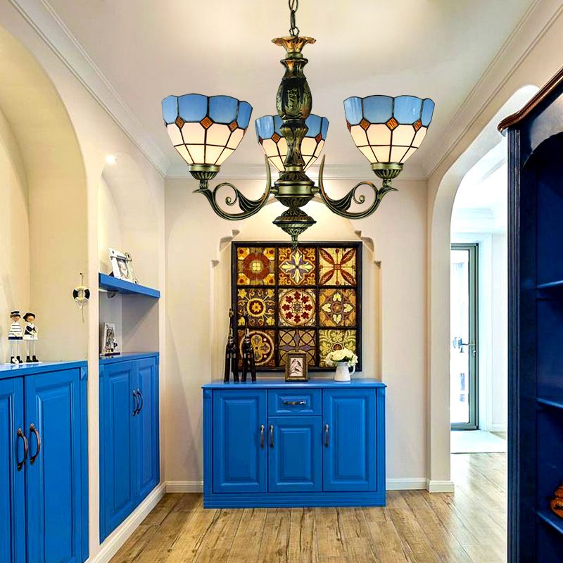 Lampadario della ciotola di finitura in ottone con catena di metallo e tonalità in vetro blu vintage tiffany a 3 luci luce a sospensione