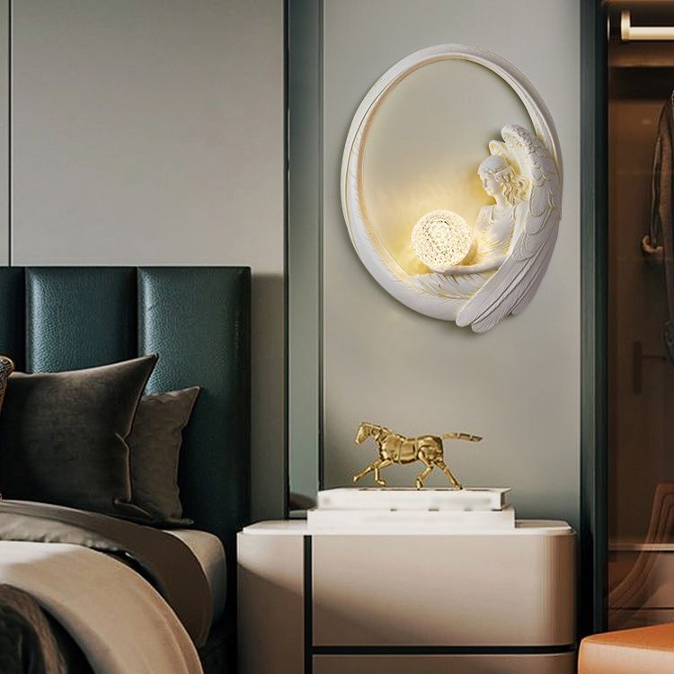 Resin Angel Wall Disconce Artística Luz de pared de 1 luces con sombra acrílica de pelota
