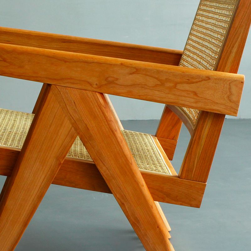 Woven Back Lounge Chair Basic Four Leg Solid Wood Chair with Cushion