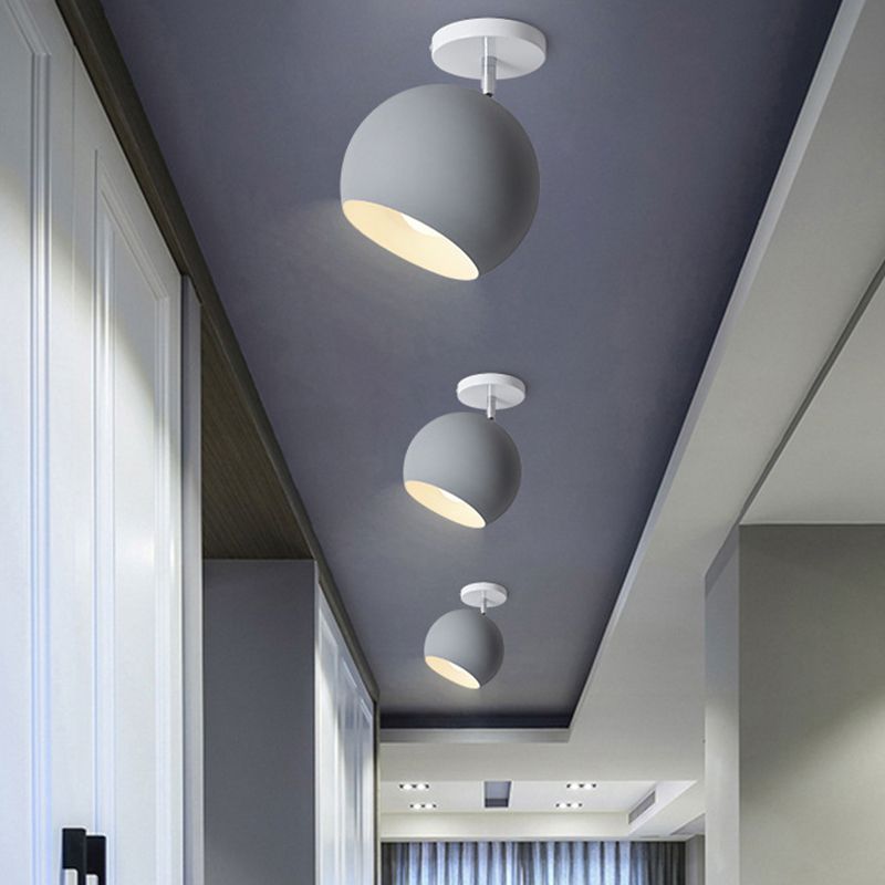 Allée ronde près du plafond, éclairage en métal de style nordique, plafonnier encastré