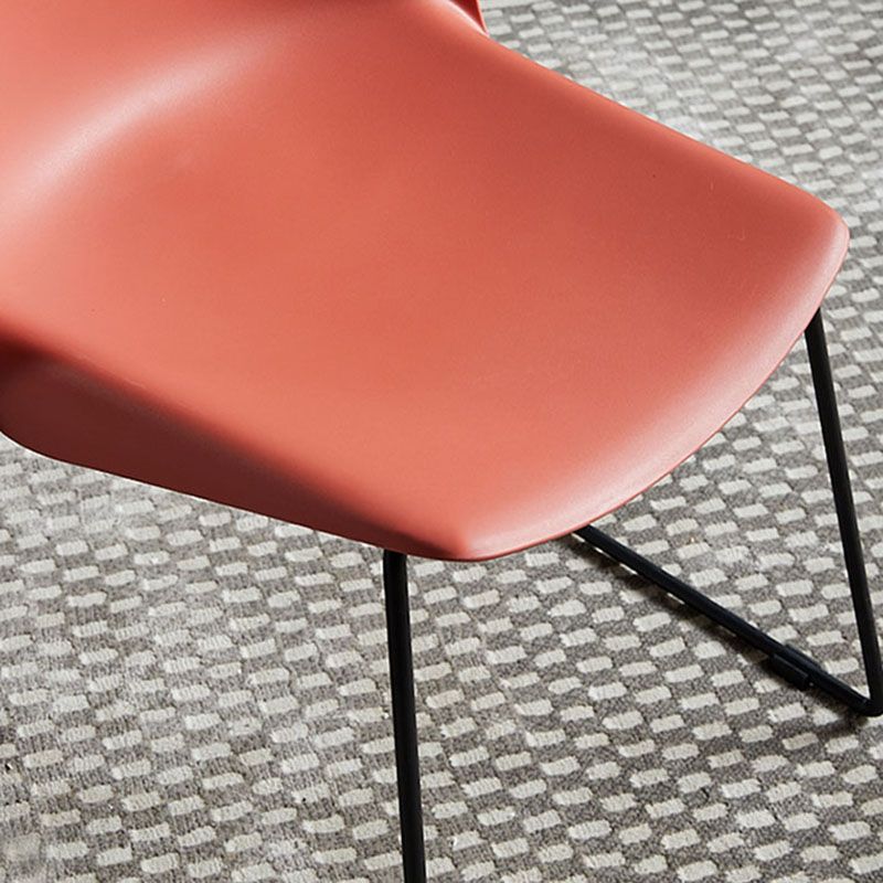 Sedia in stile contemporaneo sedia laterale senza braccio con zampe metalliche