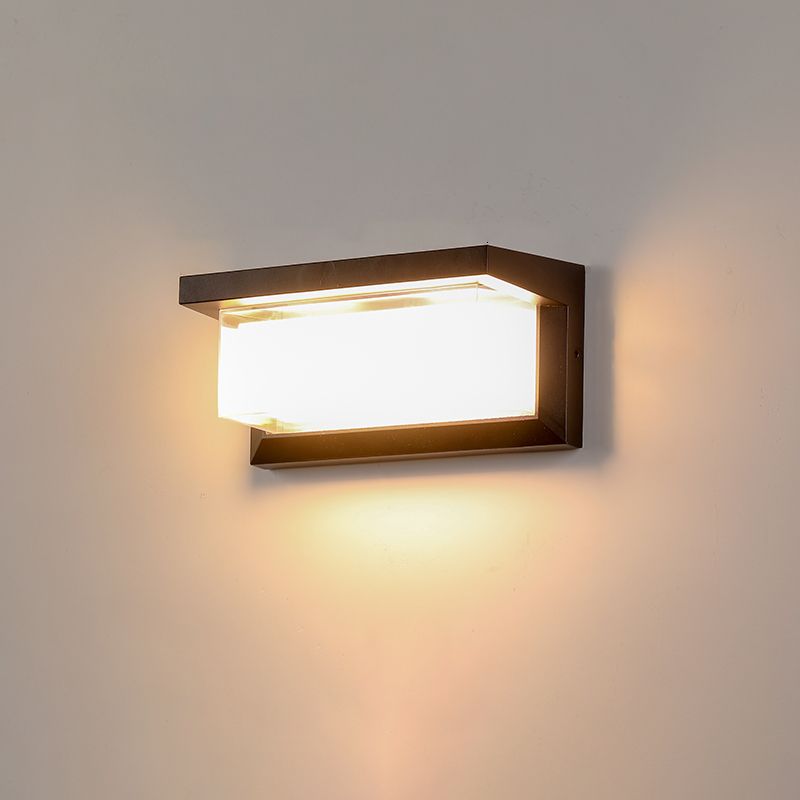 Modern Minimalist LED Wall Lamp Metal Geometric Wall Sconce in Black
