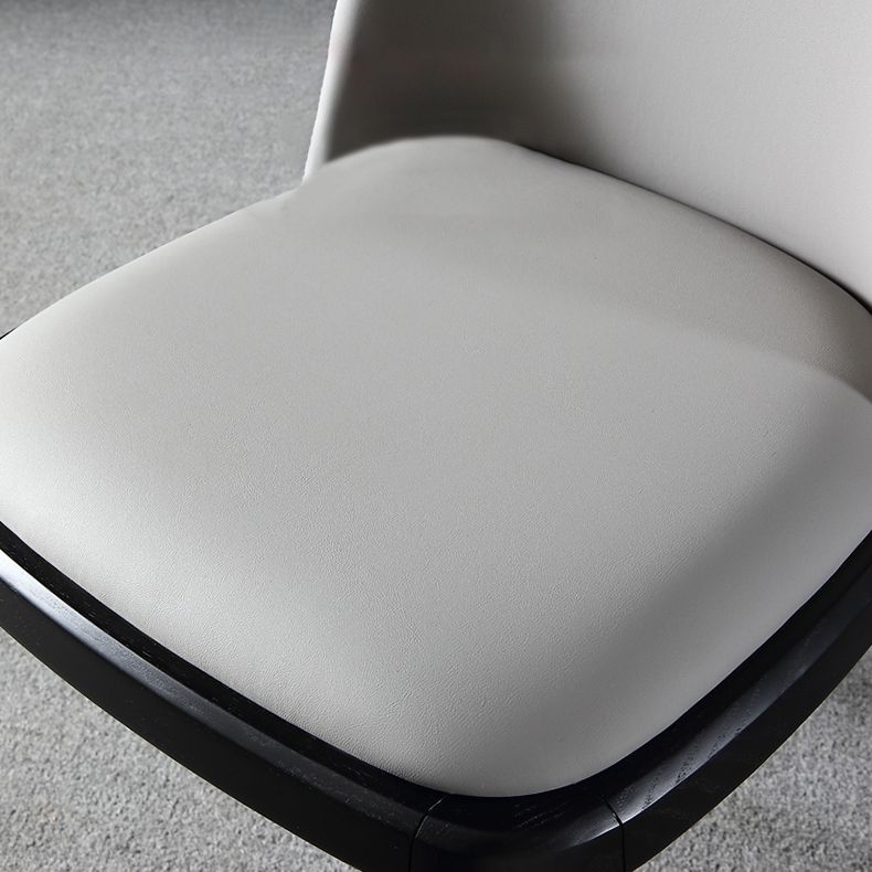 Chaises d'appoint en Faux cuir de Style scandinave, avec pieds en bois, dossier solide, pour la maison