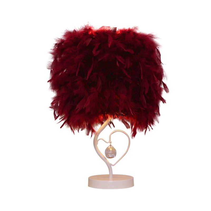 Mesa de estar de batería Lámpara de soporte de plumas de plumas simples en blanco/rosa/burdeos con marco de corazón y orbe de cristal
