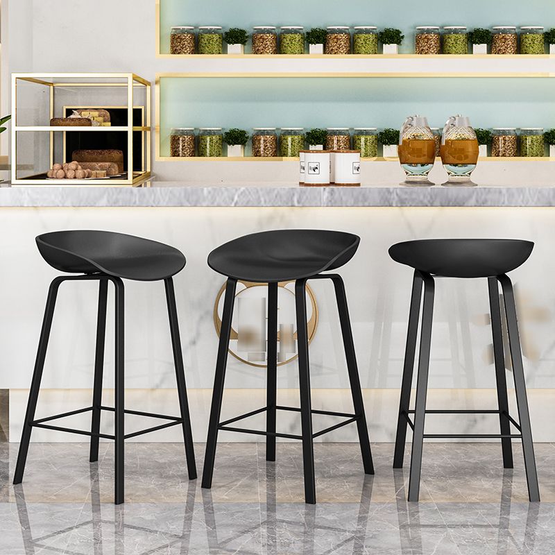 Nordic Design Bucket Low Back Stools for Home Plastic Counter Stool with Metal Legs