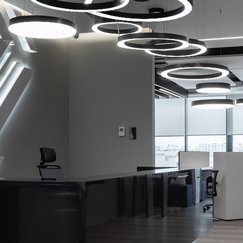 Lampada rotonda Black Lampada rotonda LED Minimalist LED Impiccamento per l'ufficio