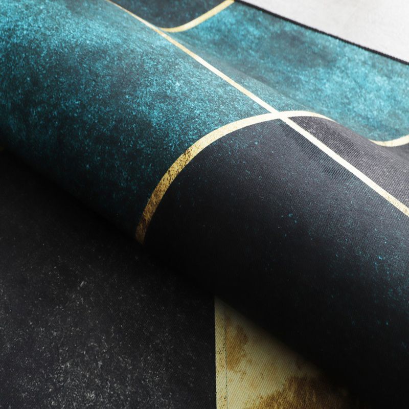 Tapis de tapis moderne noir tapis lavable de ligne irrégulière pour salle de dessin