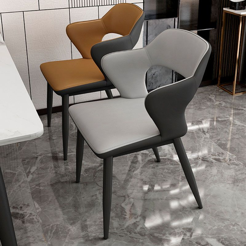 Bras arrière ouvert de style industriel dinant des chaises en cuir de Faux dinant des chaises