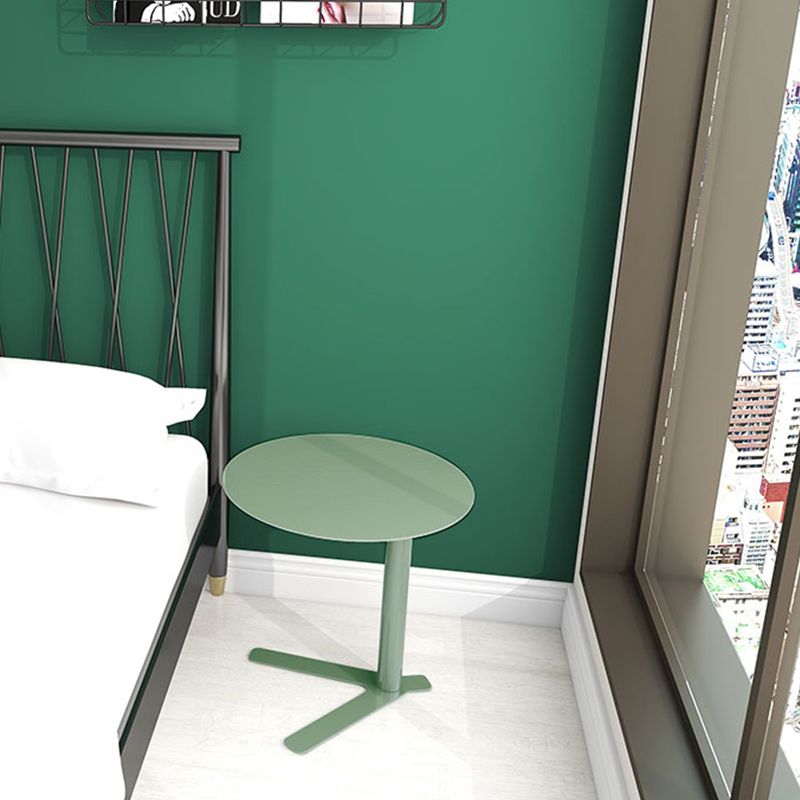 Round Metal Side Table 18"L X 18"W X 22"H Metal Pedestal Side End Snack Table