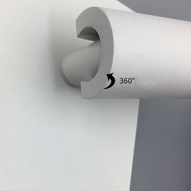 Moderna semplicità lettura da parete luce metallica da parete per un letto