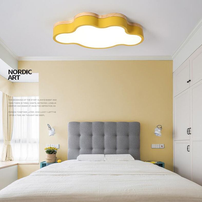 Lumière neutre en forme de nuage lampe encastrée lampe minimaliste en métal plafonnier pour chambre d'enfants