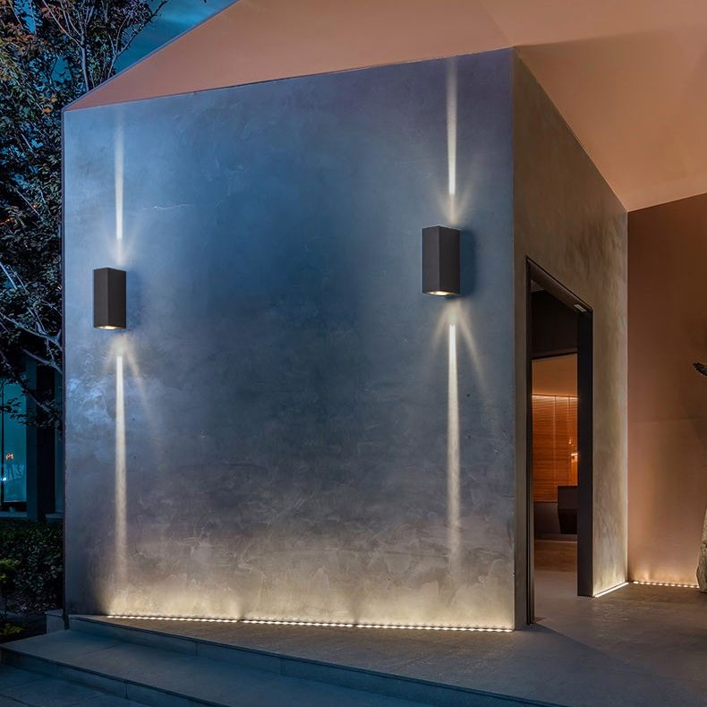 Black Rectangular Outdoor LED Track Light in Modern Simplicity Aluminium Waterproof Wall Lamp