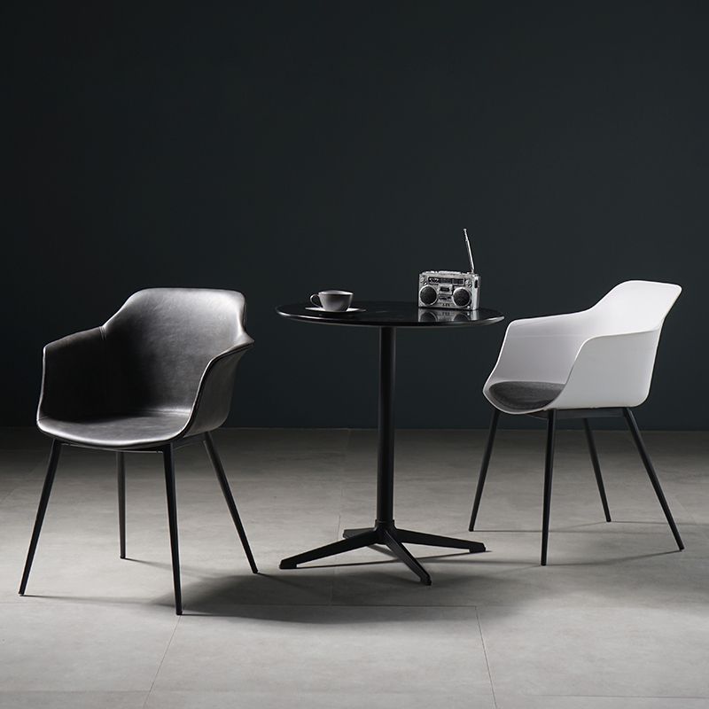 Chaise de bras de salle à manger scandinave