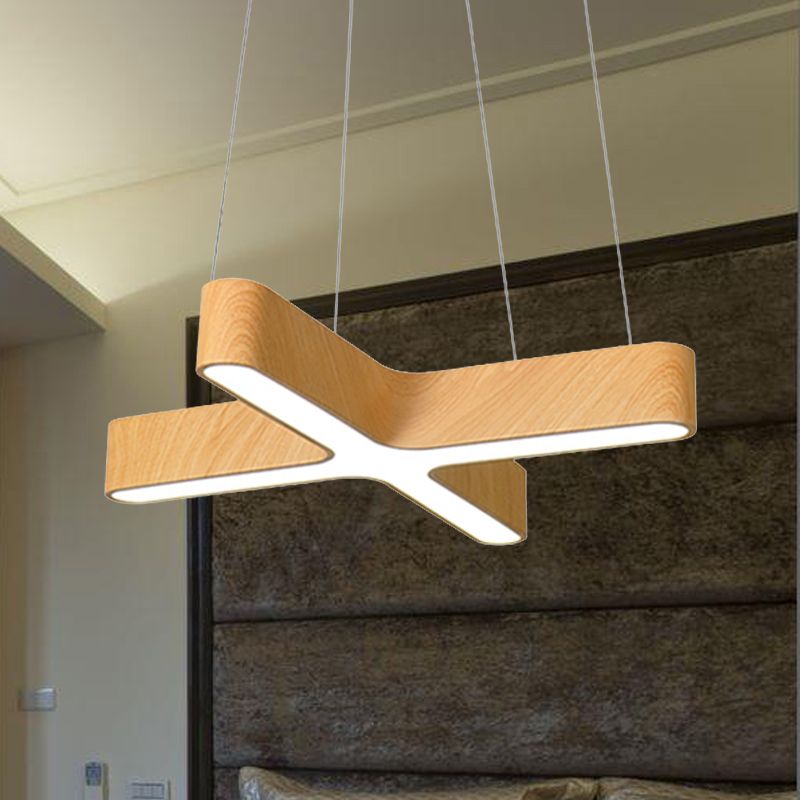 Lampada a sospensione in legno a croce LED moderno 23,5 "/35,5" Lampada a sospensione a soffitto di beige largo con diffusore opalino