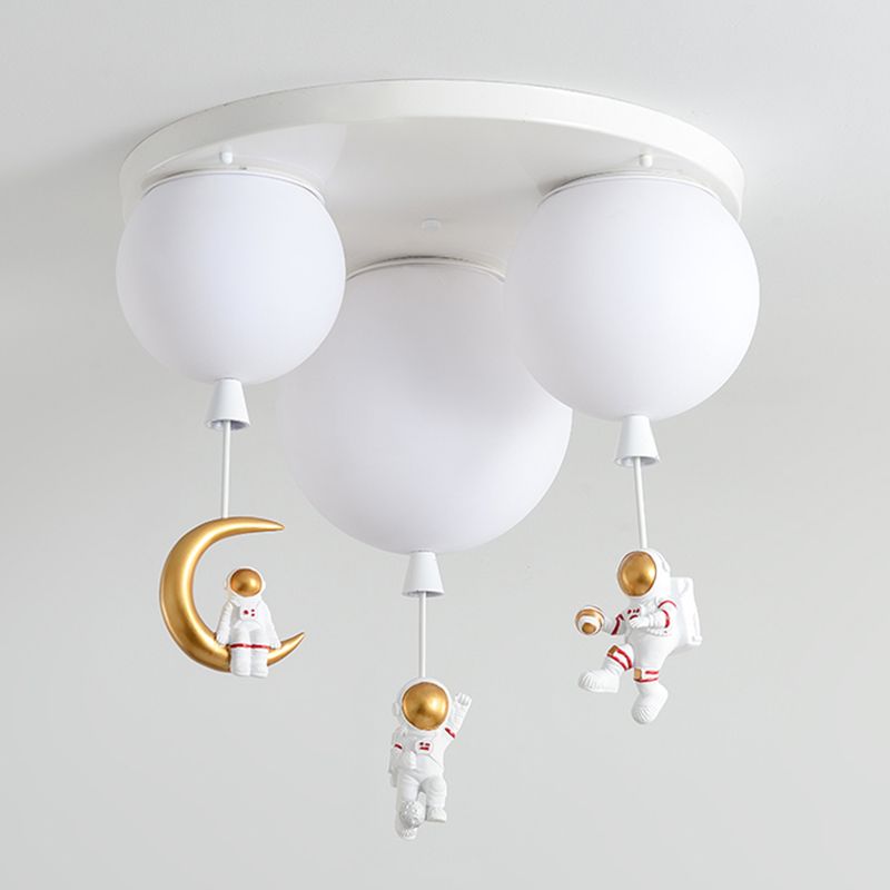 Luz de techo redonda para habitación de niños con colgante de astronauta de dibujos animados, pantalla de acrílico esmerilado, luz empotrada