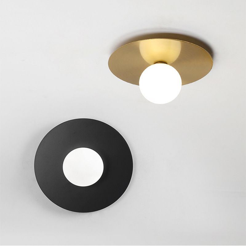 Modern Style Wall Lamp Metallic Wall Light Sconce for Bedroom