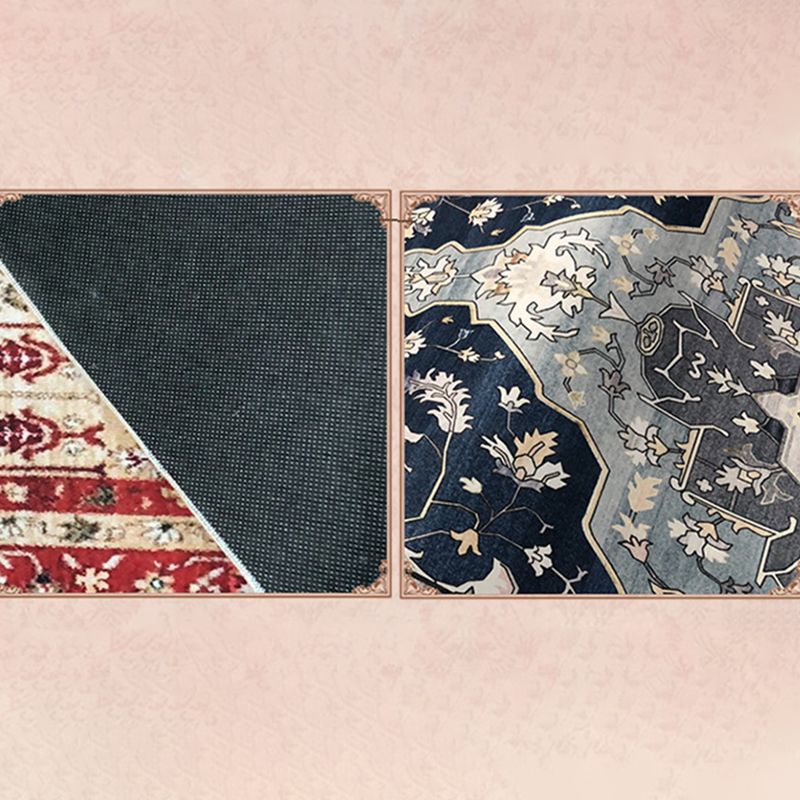 Elegant Red Tone Distressed Carpet Polyester Medallion Indoor Rug Stain Resistant Rug for Home Decoration