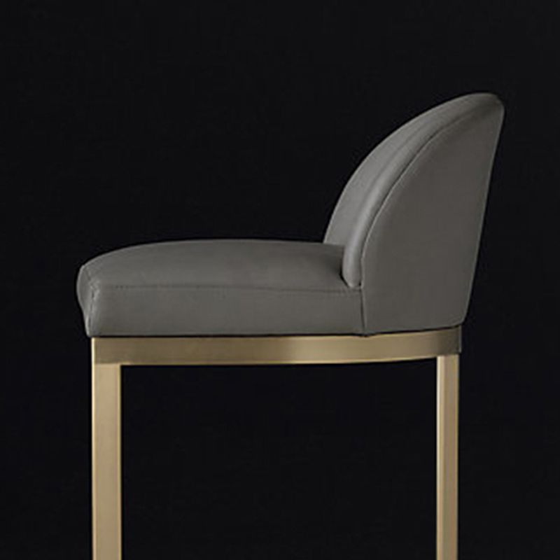 Glam Faux Leather Bar Stool Footrest Counter-height Stool for Dining Room