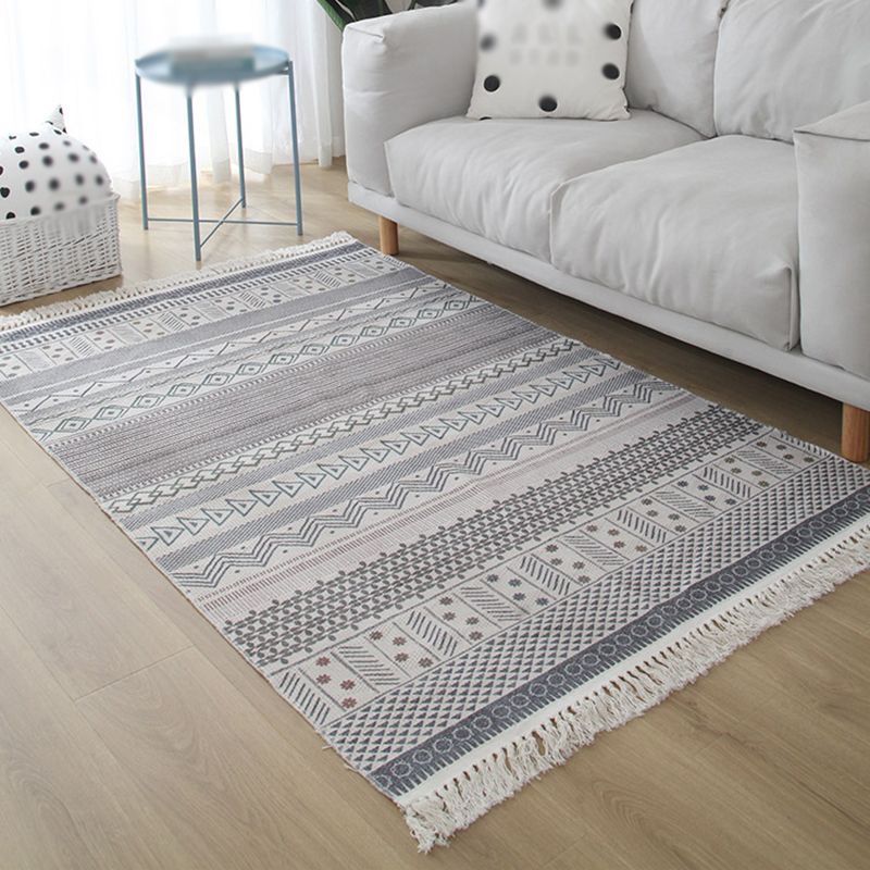 Grey Geometric Pattern Area Rug Polyester Area Carpet Fringe Easy Care Rug for Living Room