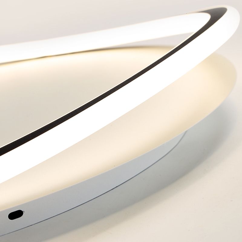 Black Flush Mount Ceiling Lighting Fixture Minimalist LED Metal Flush Mount Lighting