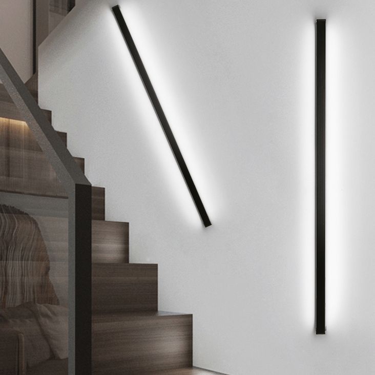 Metal Linear Shade Wall Sconce Modern Style 1- Light Wall Mount Light in Black