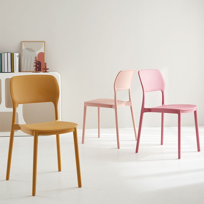 Modern Outdoors Dining Chairs Plastic Stacking Patio Dining Chair