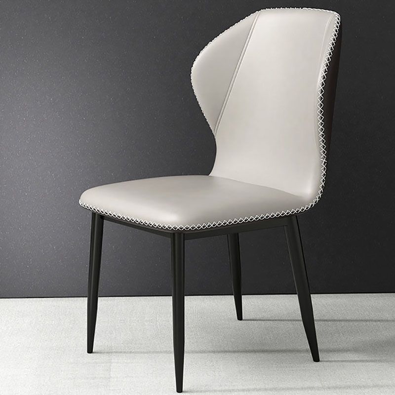 Silla de comedor de metal de estilo escandinavo, silla individual de comedor con respaldo lateral
