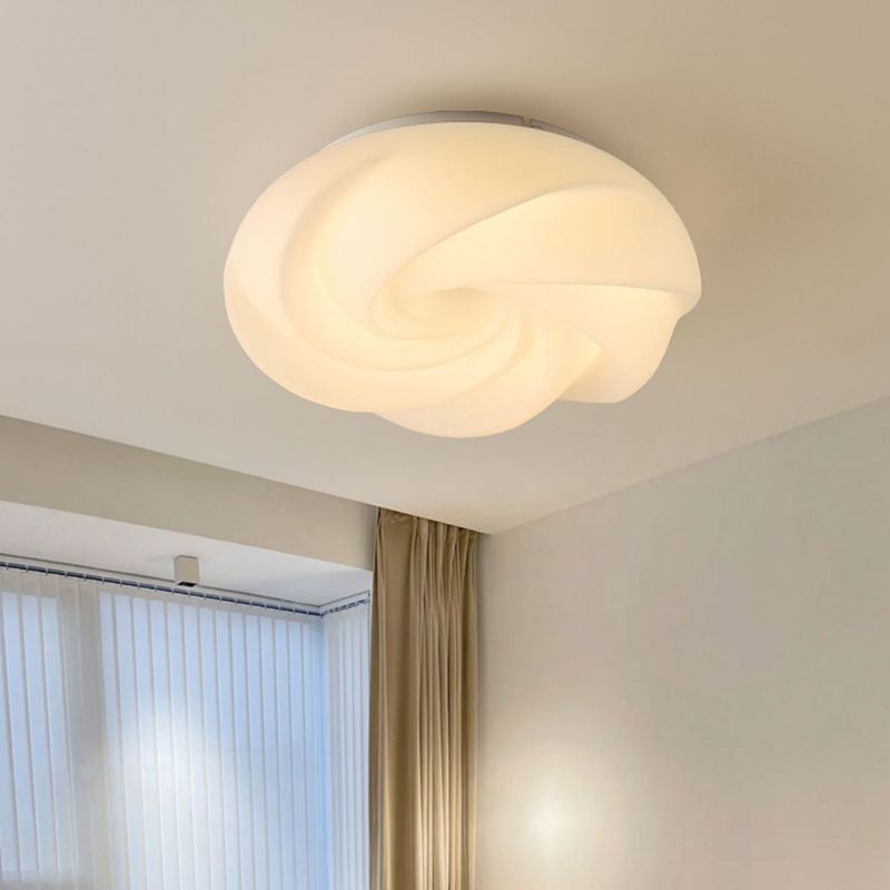 Flower Shape Metal Flush Light Modern Style 1 Light Flush Mount Ceiling Lights in White