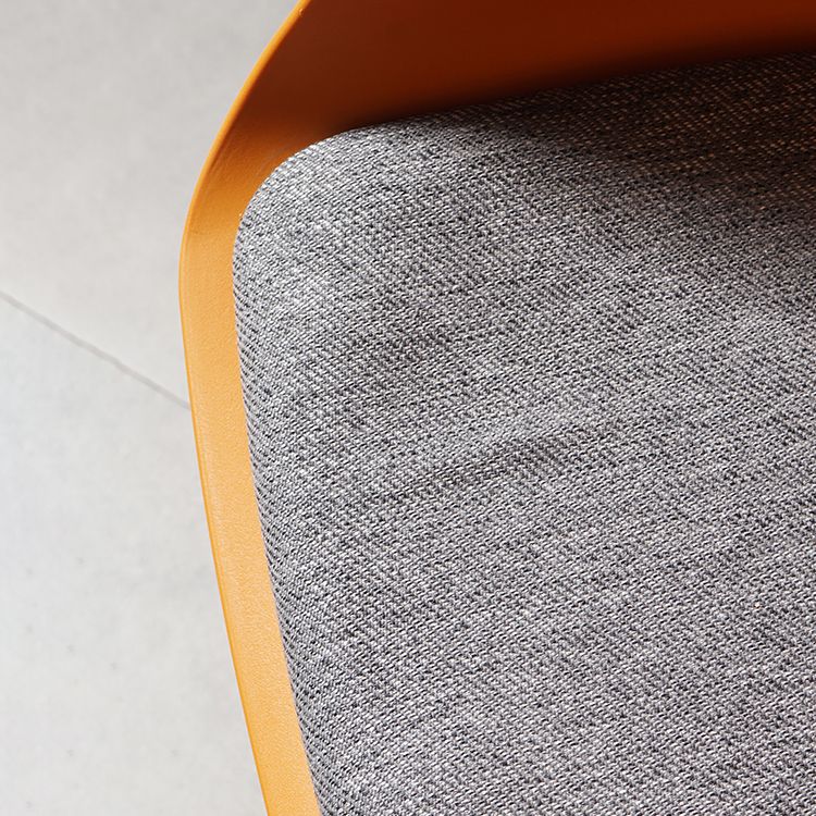 Chaise de bras de salle à manger scandinave